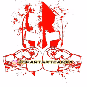 Logo de Spartan Team, club de boxeo y entrenador personal en Tomiño, Pontevedra, cliente de Whitebox Portraits para la documentación de combates de boxeo.