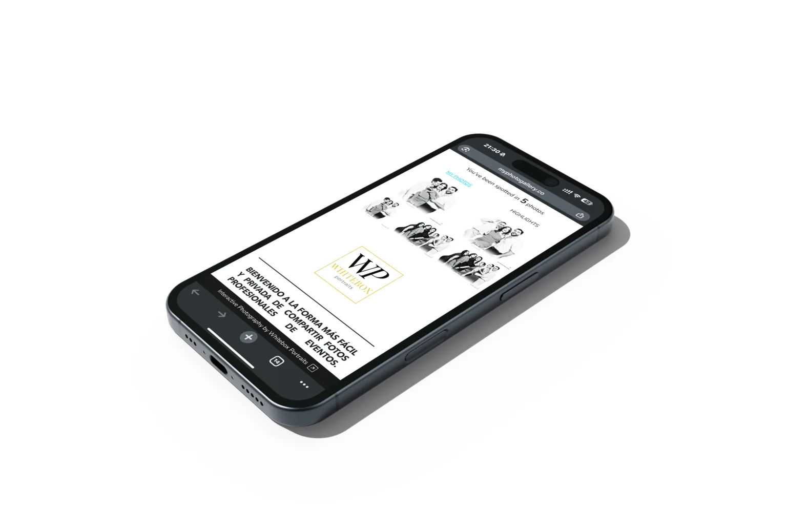 Fotos de un invitado de una boda en la galería privada que recibe en su móvil gracias a Find My Face.